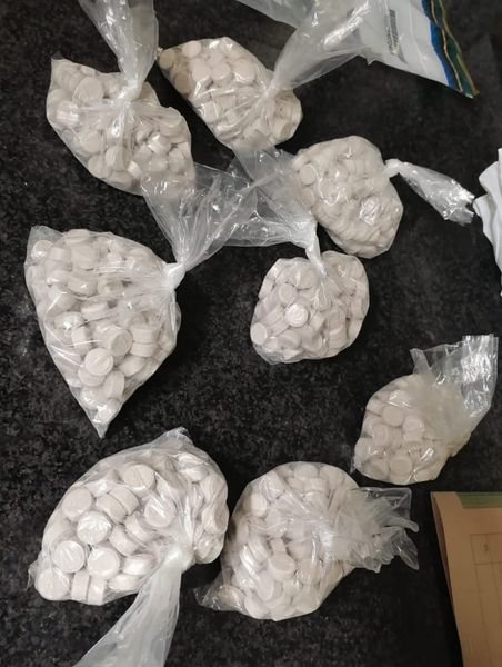 Police confiscates R40 000 of drugs and unlicensed firearm in George