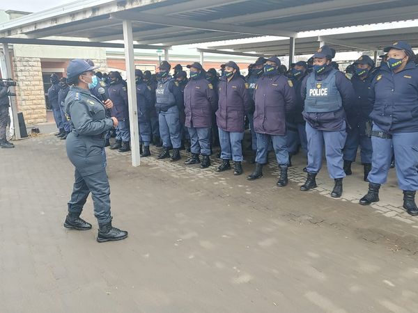 Eastern Cape provincial commissioner motivates women in blue amid operation Basadi