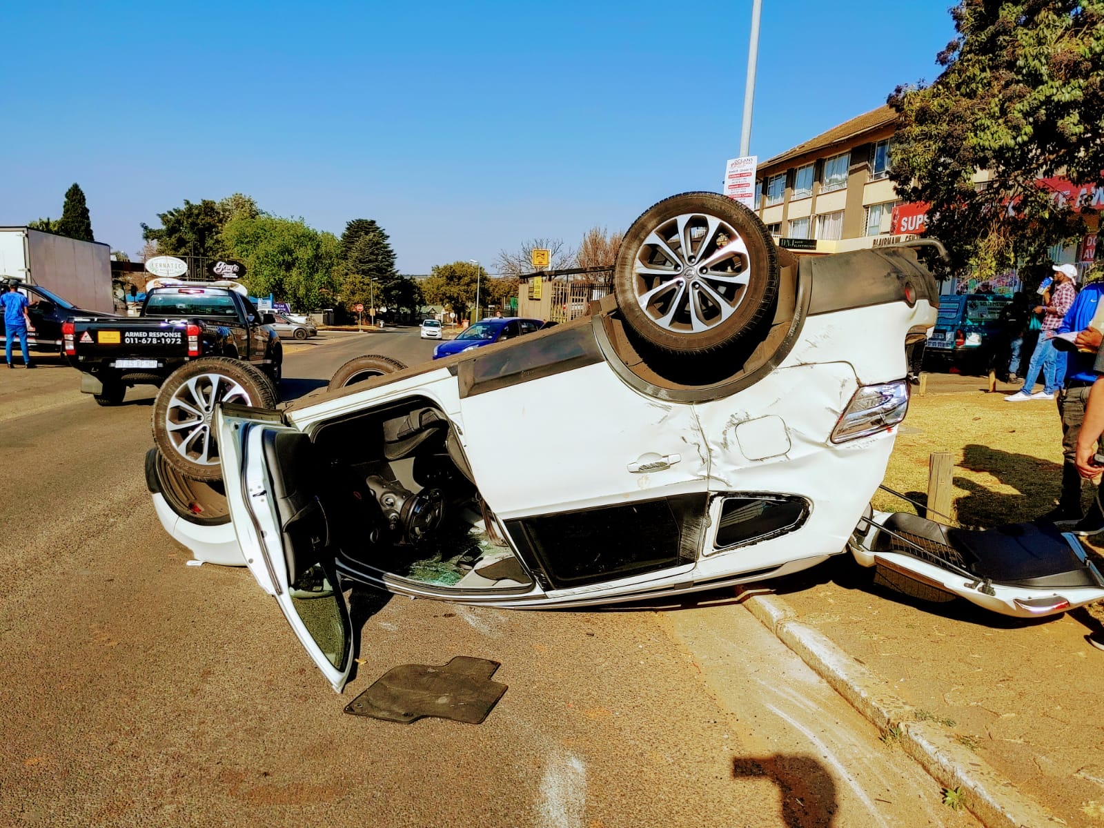 Two vehicles collide in Randburg