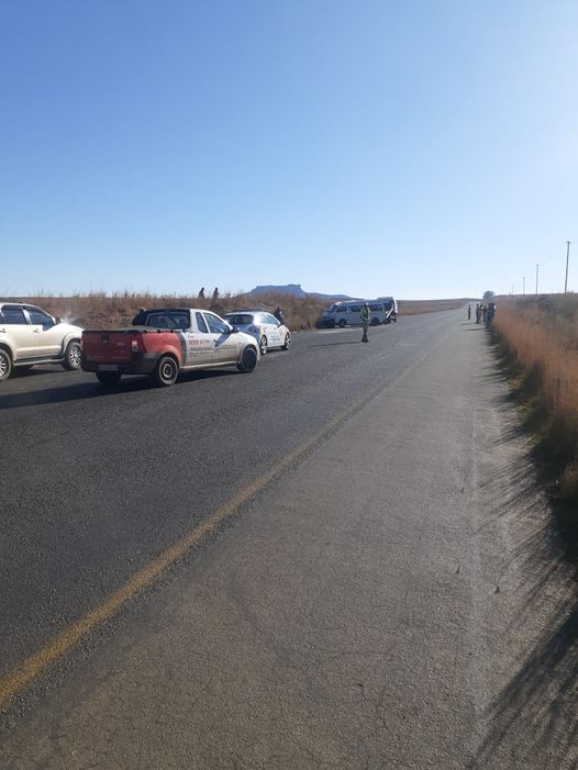 One injured in a taxi rollover on the QwaQwa Road