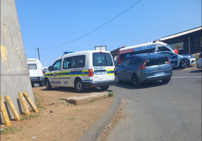 Metro Policeman robbed of firearm in Waterloo