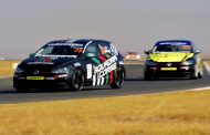 Fourie stamps his authority on Volkswagen Polo Cup while the battle between Mogotsi and Liebenberg continues in the GTC SupaCup