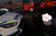 Five suspected hijackers arrested after vehicle chace by security company and SAPS