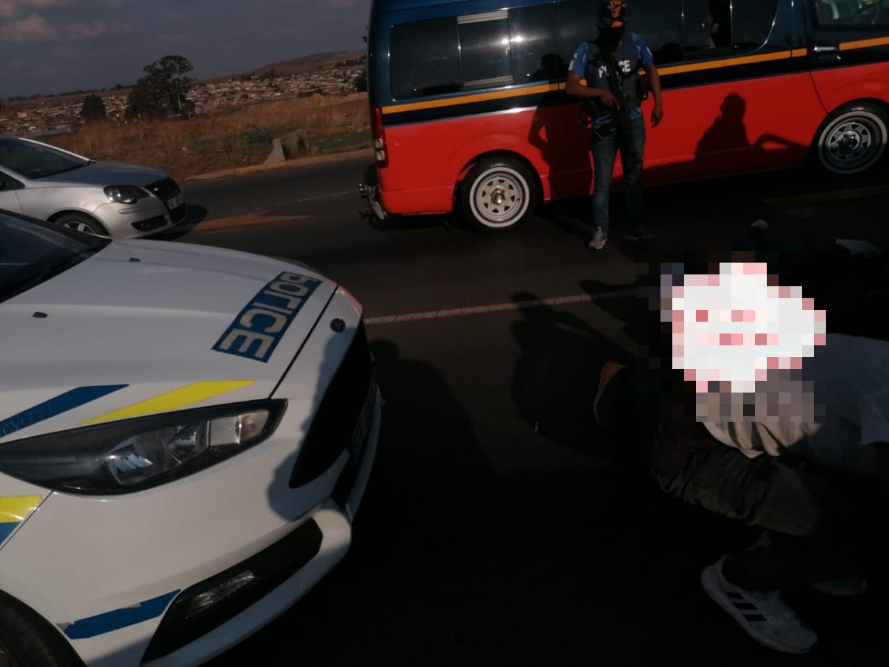 Five suspected hijackers arrested after vehicle chace by security company and SAPS