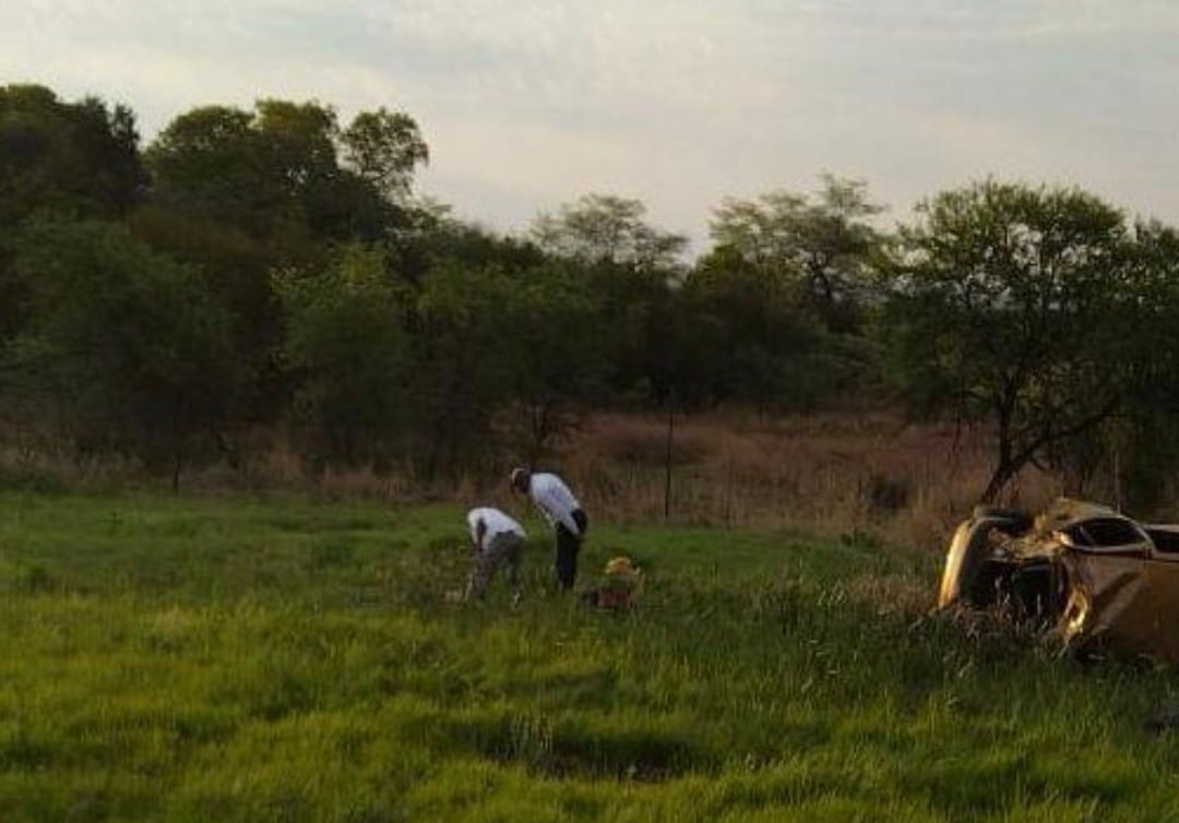 Passenger killed after driver loses control on N1, Limpopo