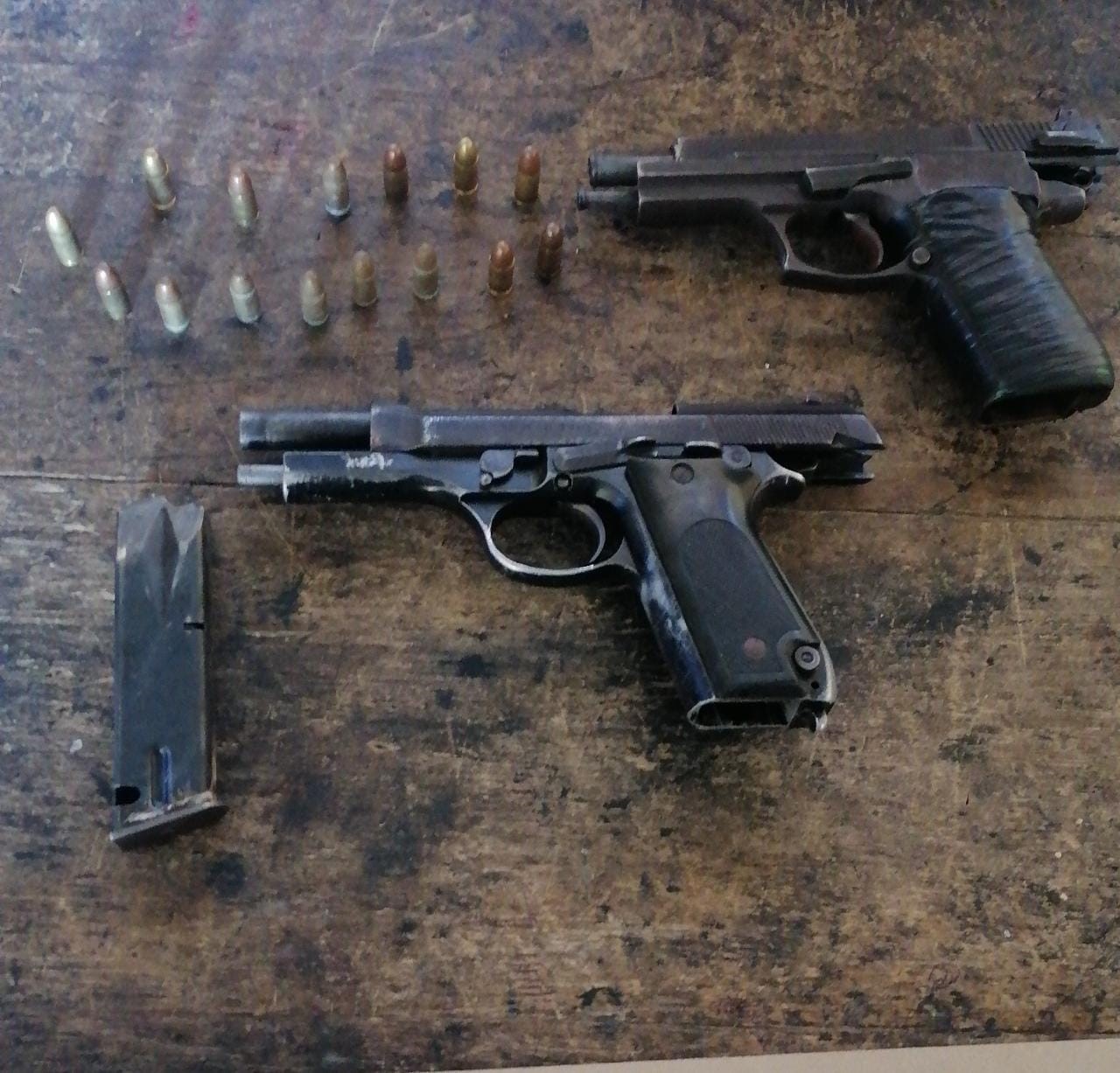 Suspect arrested with two firearms and ammunition