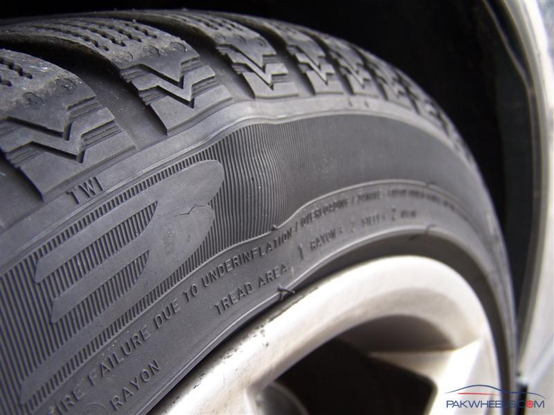 How bad is it to have a bubble in your car's tyre?