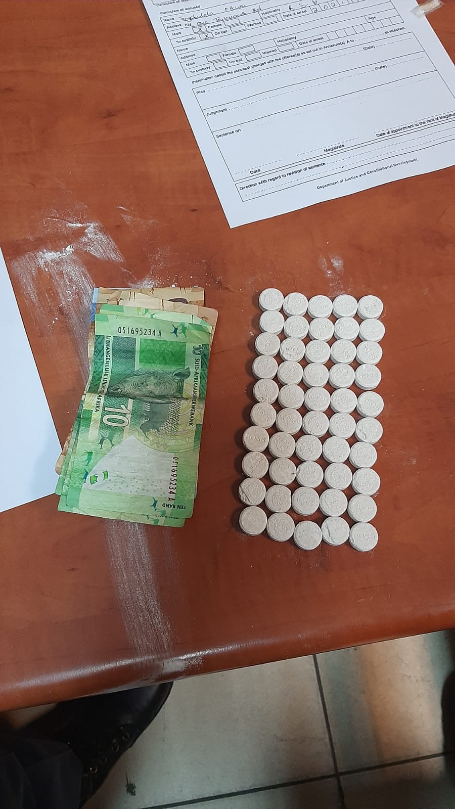 Suspects arrested for possession of drugs