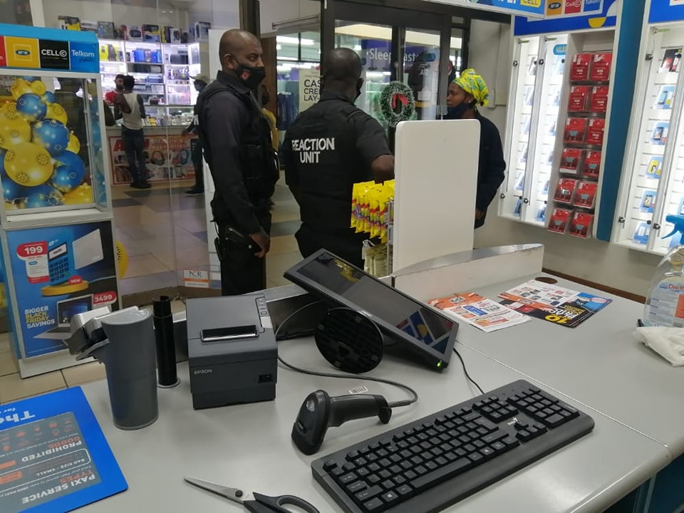 Cellphone store robbed in Verulam CBD