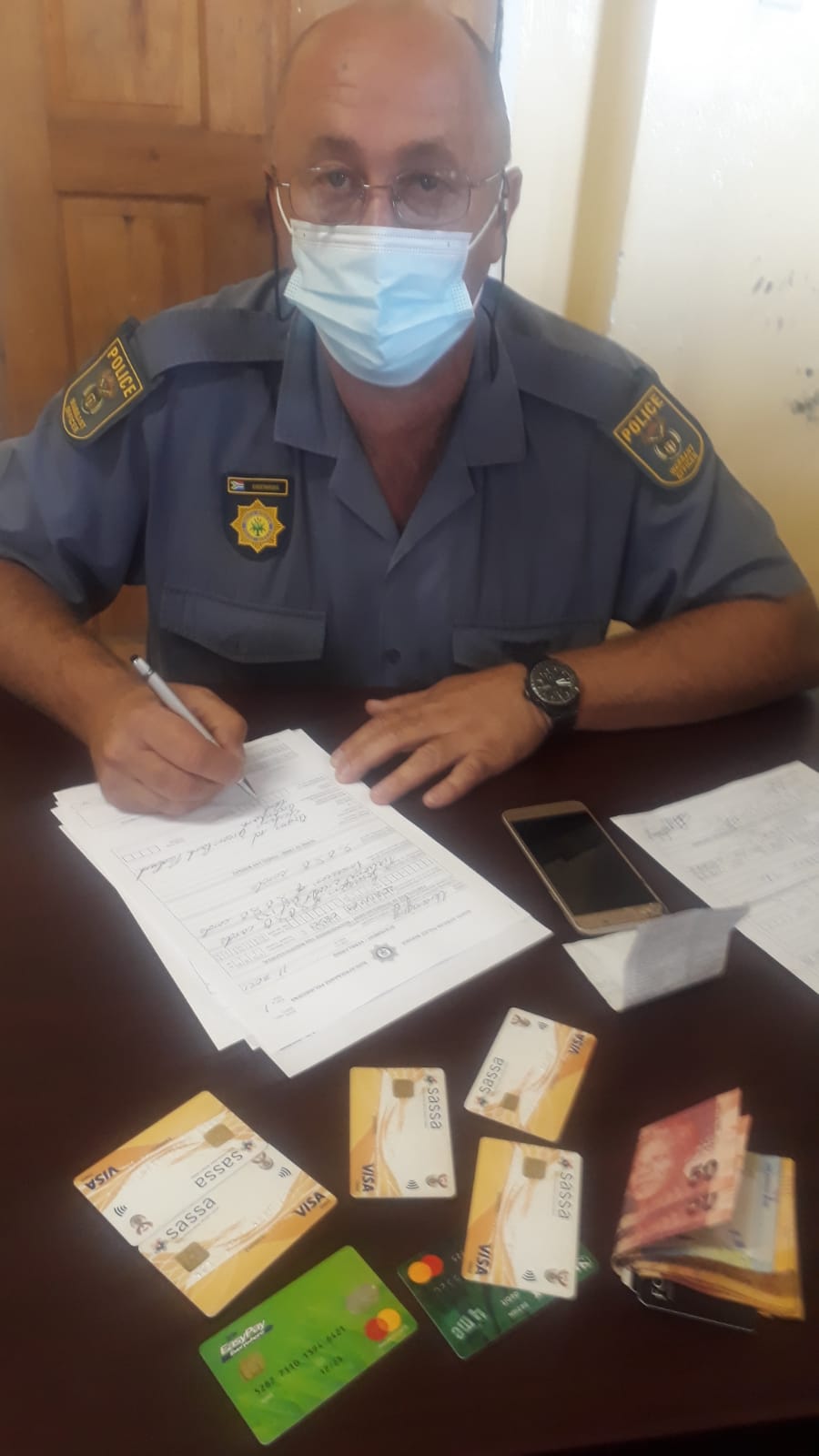 SAPS Vereeniging swiftly arrests two suspects found in possession of SASSA and various other cards