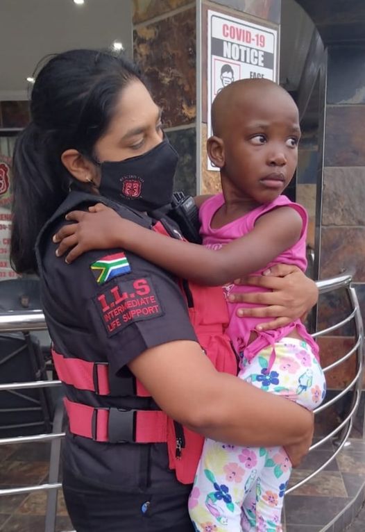 Search for family of lost girl in Verulam