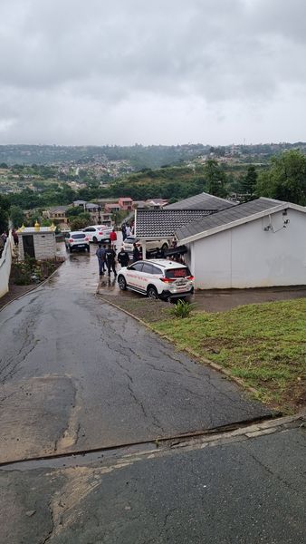 Suspects Demand Jewelry During Home Invasion: Parkgate - KZN