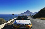 Pedestrian knocked down by a cyclist on Victoria Road, Oudekraal.