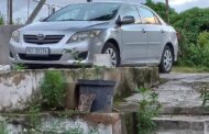 Vehicle taken during a business robbery in Verulam