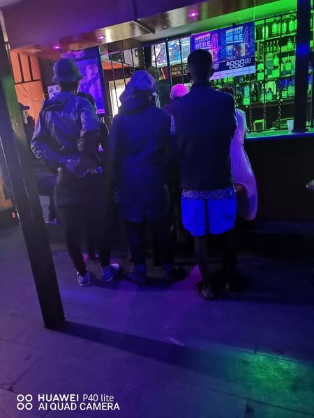 Bar robbery in Waterloo