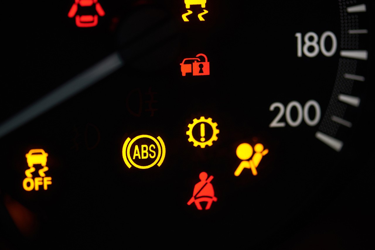 MotorHappy:  Dashboard warning lights explained