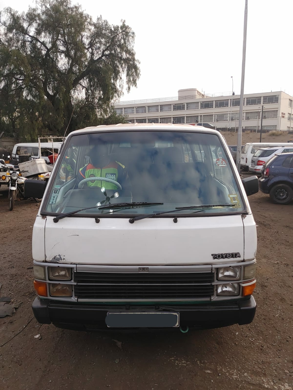Minibus taxi impounded for number plate investigation by JMPD