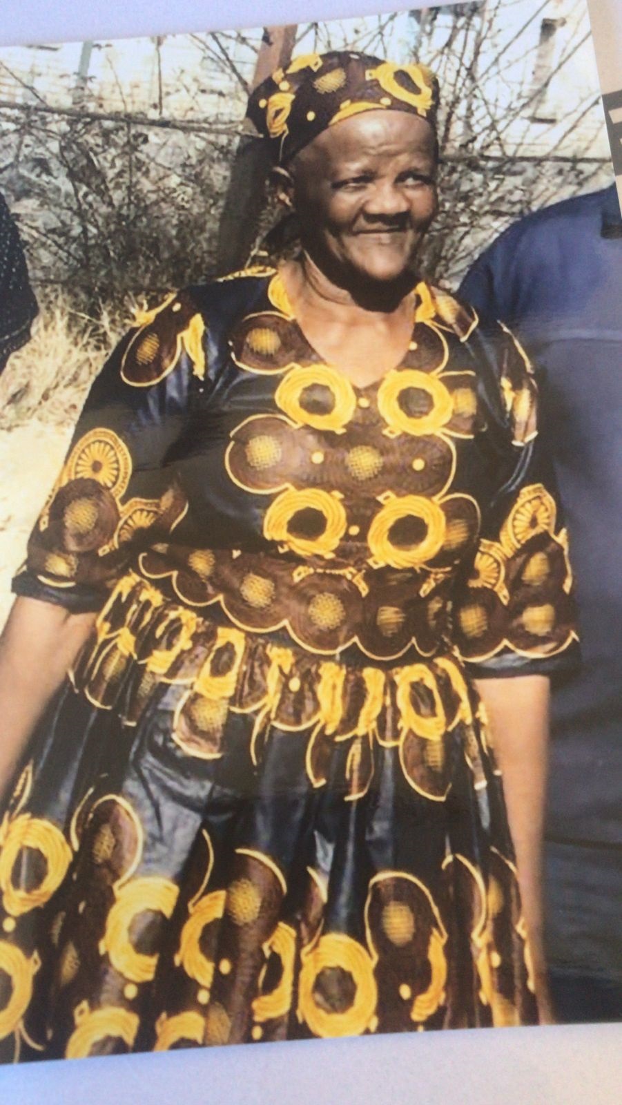 The police in Mangaung Metro is looking for an elderly woman, Mamaente Adelina Shata who lives in JB Mafora Square