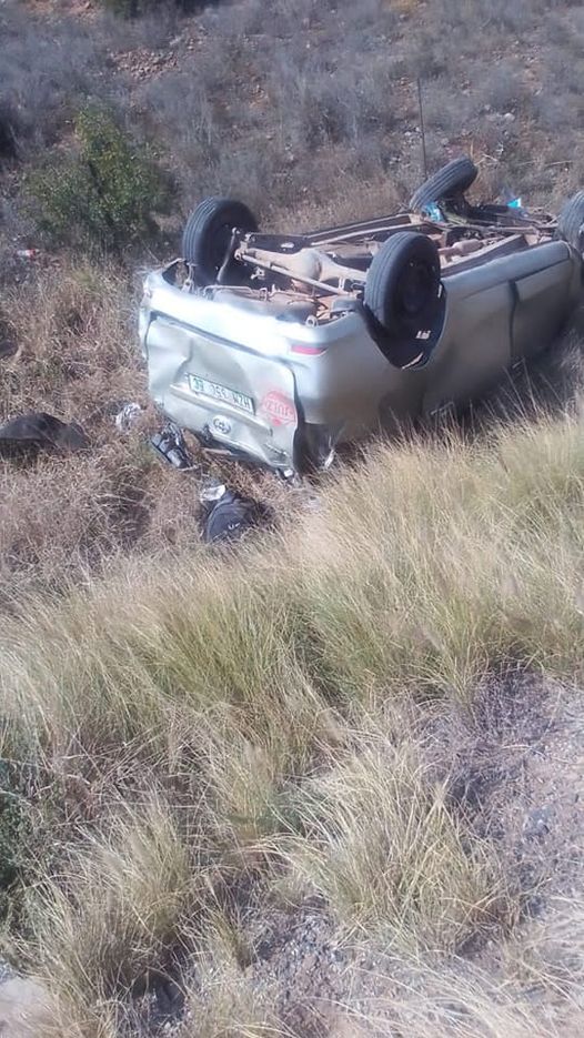 Vehicle rollover along the N10 between Middleton & Cookhouse.