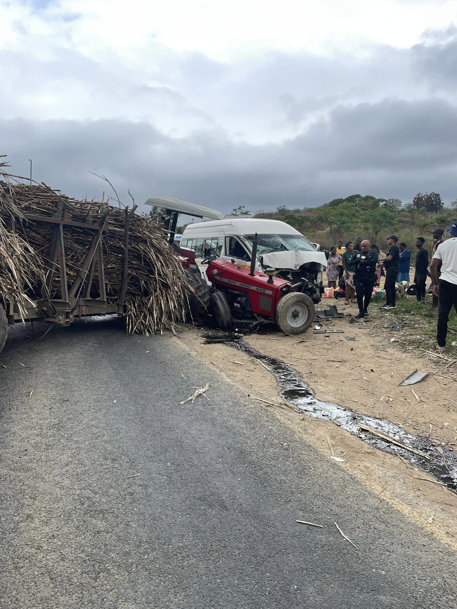 Nine Injured In Tractor/Taxi Crash: Oakford - KZN