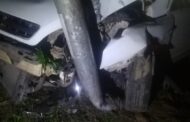 Bakkie Crashed Into Light Pole: Canelands - KZN