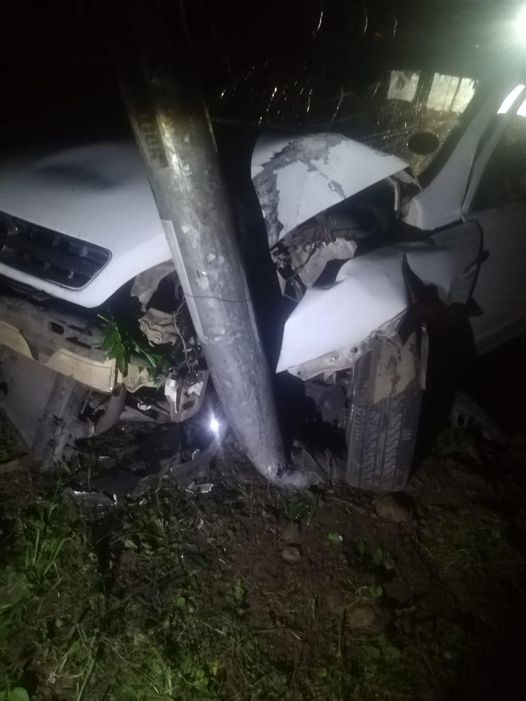 Bakkie Crashed Into Light Pole: Canelands - KZN