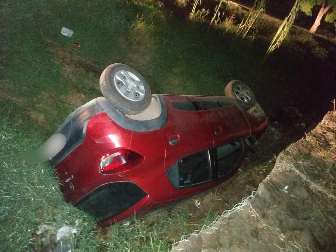 Pedestrian struck by reportedly drunk driver: Canelands - KZN