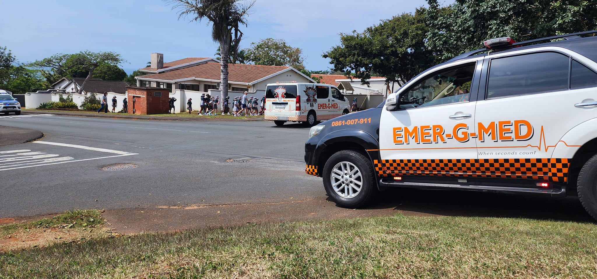 Emer-G-Med KZN team spent the morning keeping an eye on the little ones at Glenashley Junior Primary School