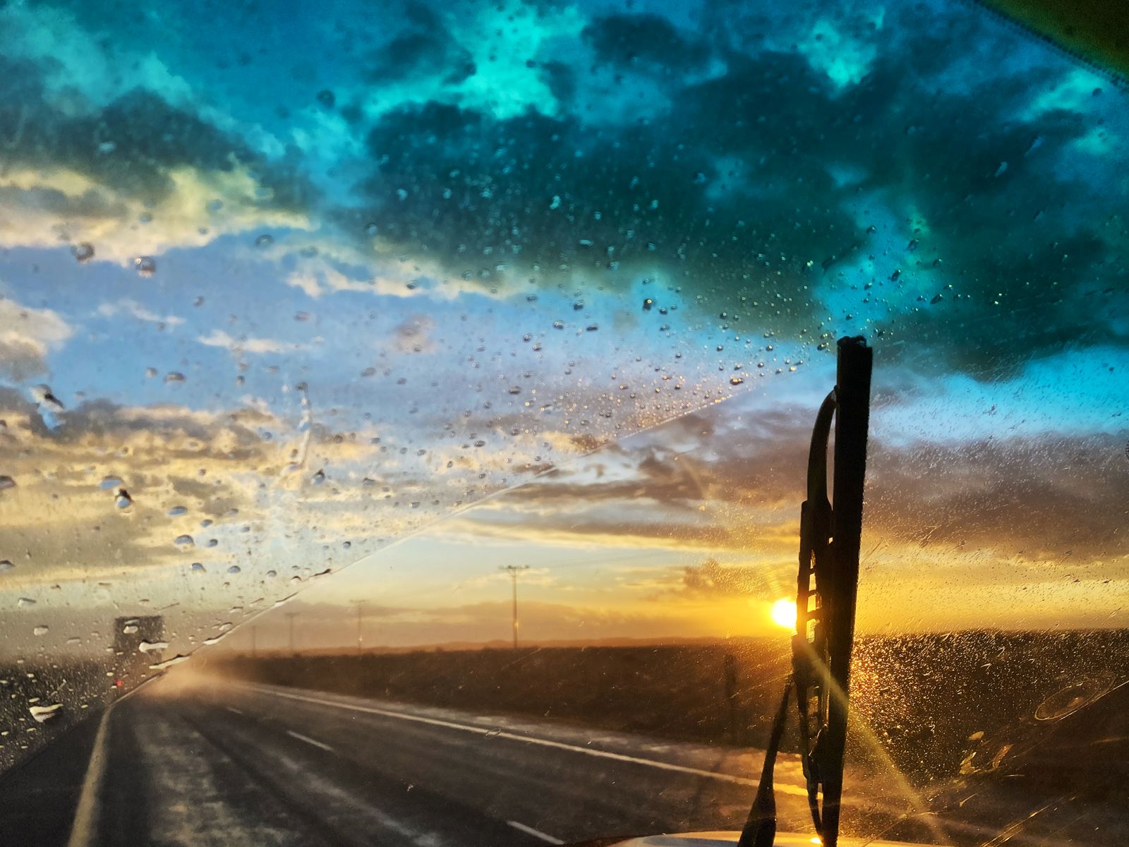 5 ways to ensure leak-free windscreens this summer