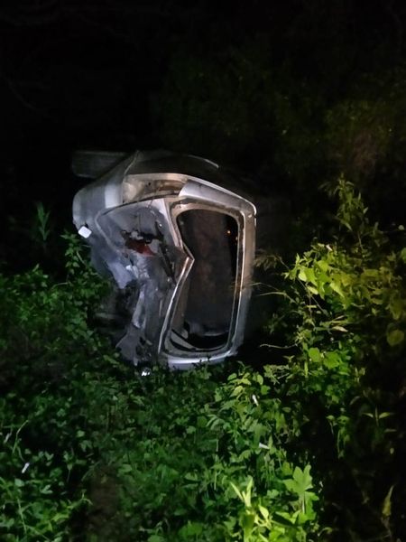 Vehicle Overturns: Umdloti - KZN