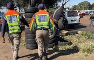 Informal traders cautioned to leave a safe space for pedestrian traffic on pavements