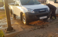 Bakkie hijacked in Difateng,Tembisa