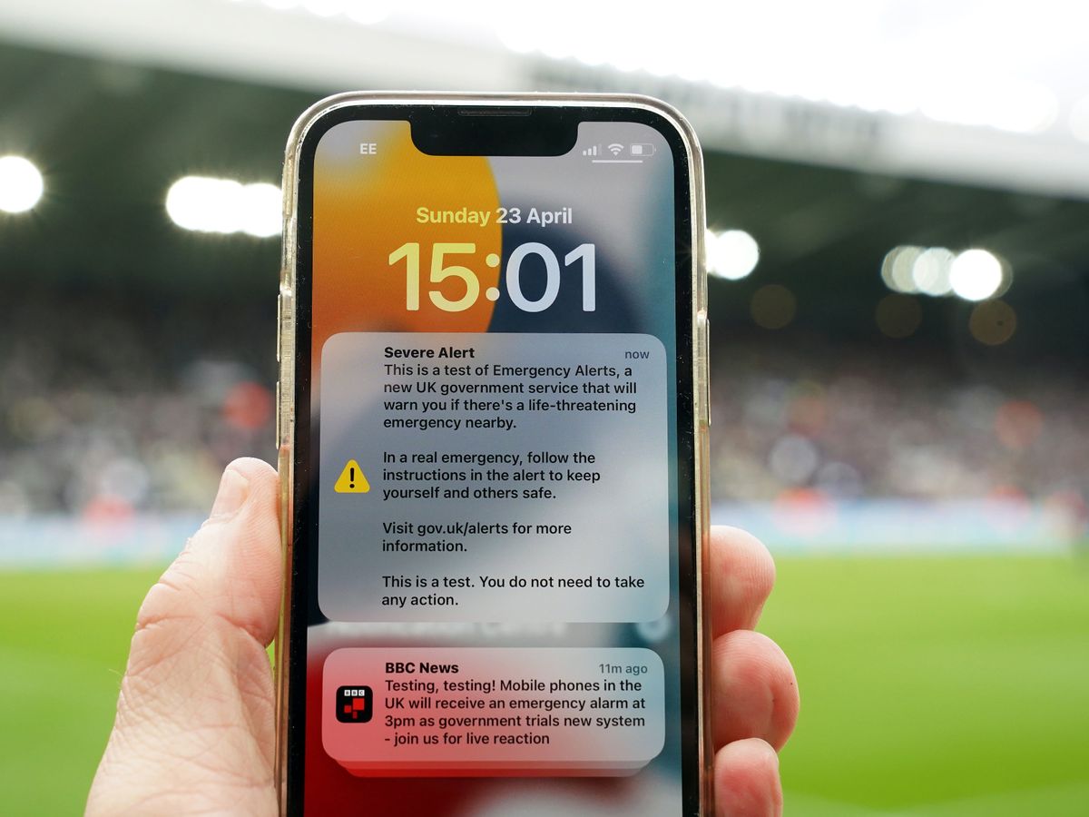 Would an early warning system on our phones make a difference?