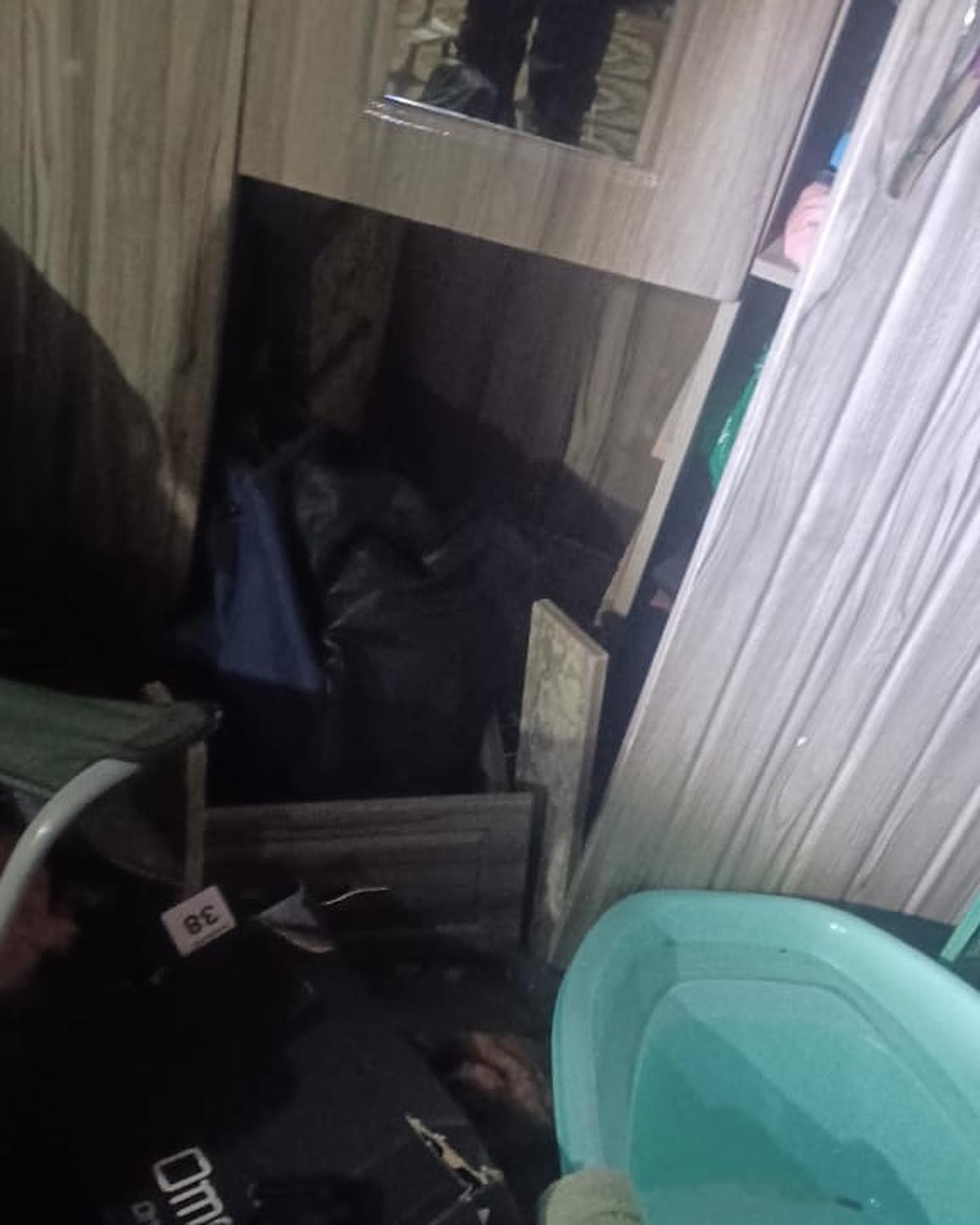 Man murdered in the presence of his wife and minor child during a robbery at their home in Magwaveni