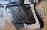 Four robbery suspects caught by police whilst allegedly robbing a supermarket, three pistols with ammunition confiscated