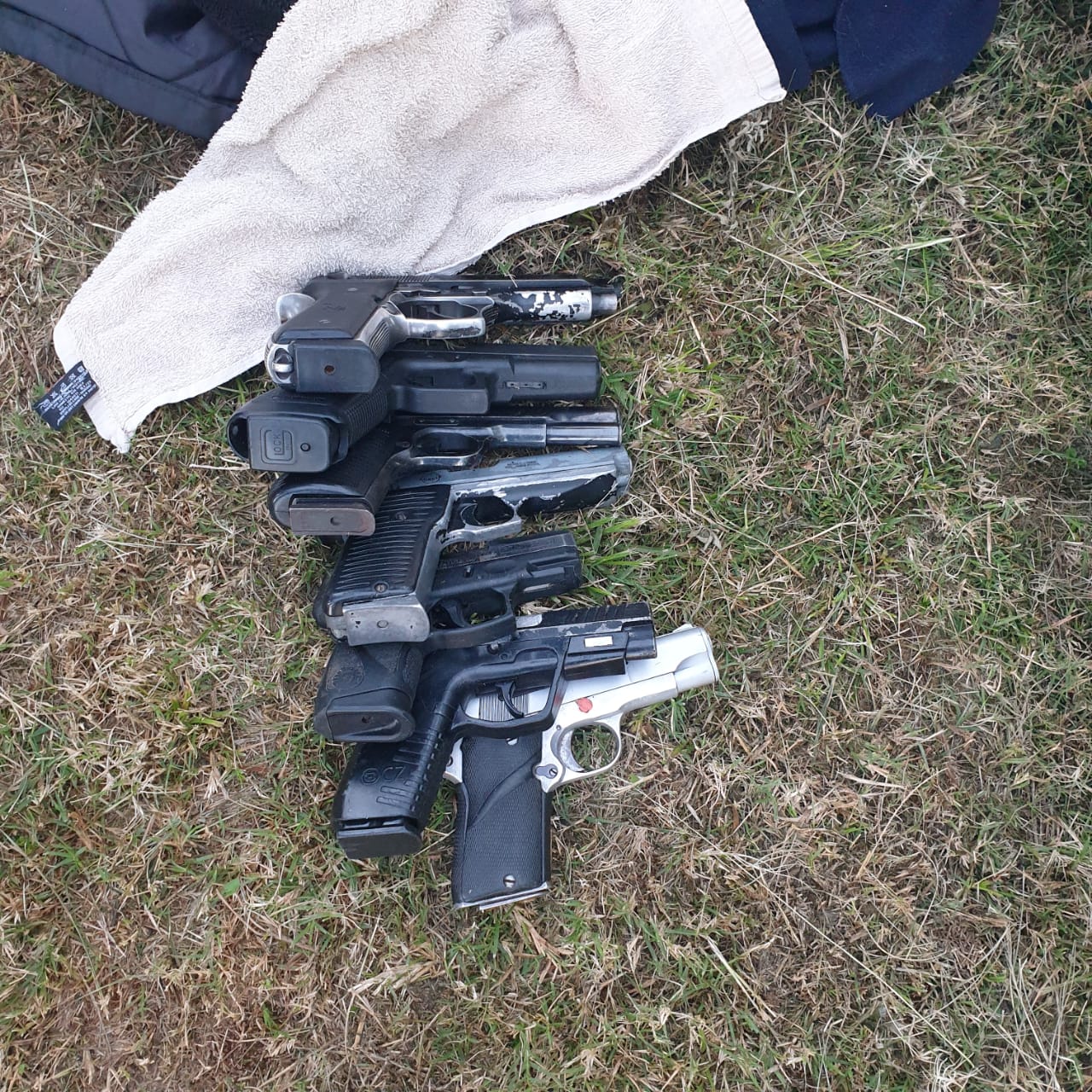 SAPS Umlazi K9 Unit members recover unlicensed firearms from career criminals