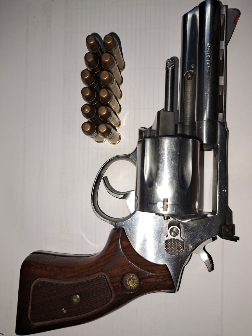 Intelligence-driven operation resulted in the confiscation of firearms and the arrest of four suspects on charges of murder and attempted murder