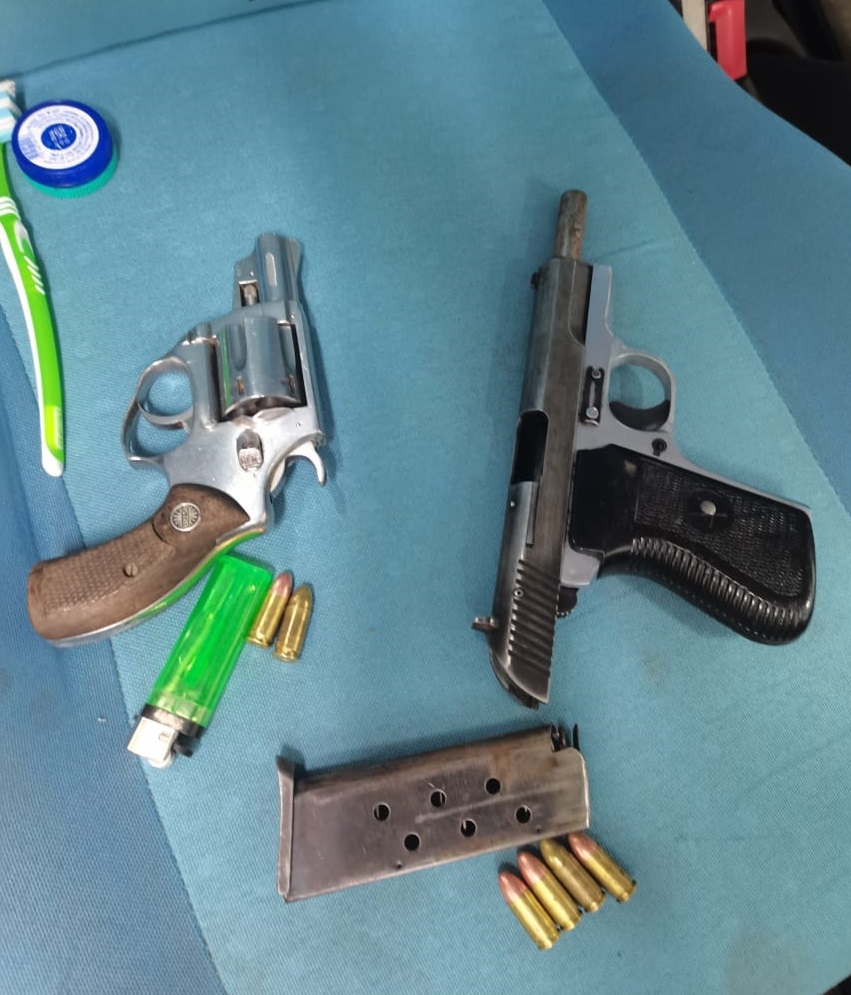 Swift response leads to three arrests and confiscation of unlicensed firearms in George