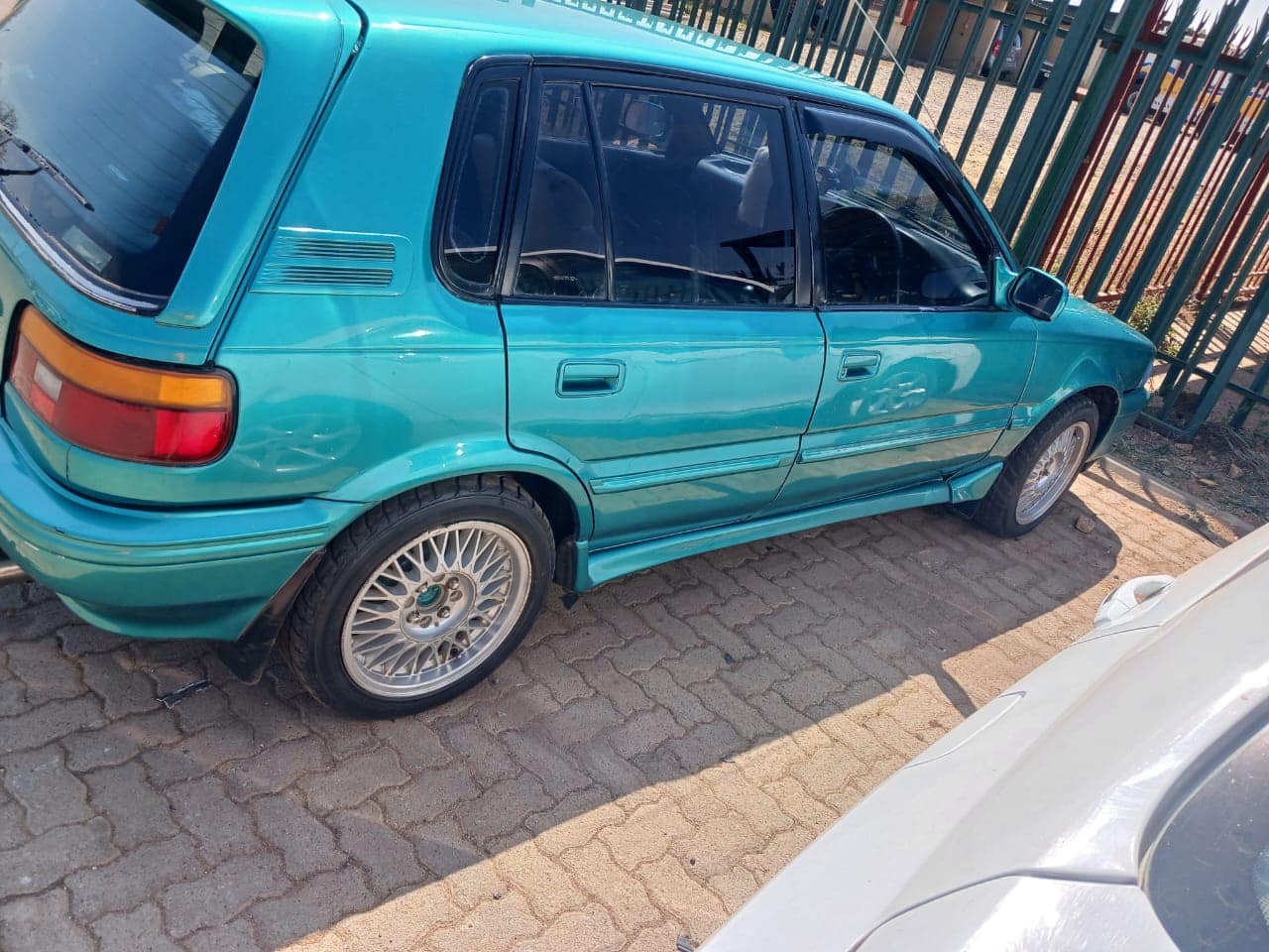 EMPD officers impound a faulty Toyota Conquest in Thembisa