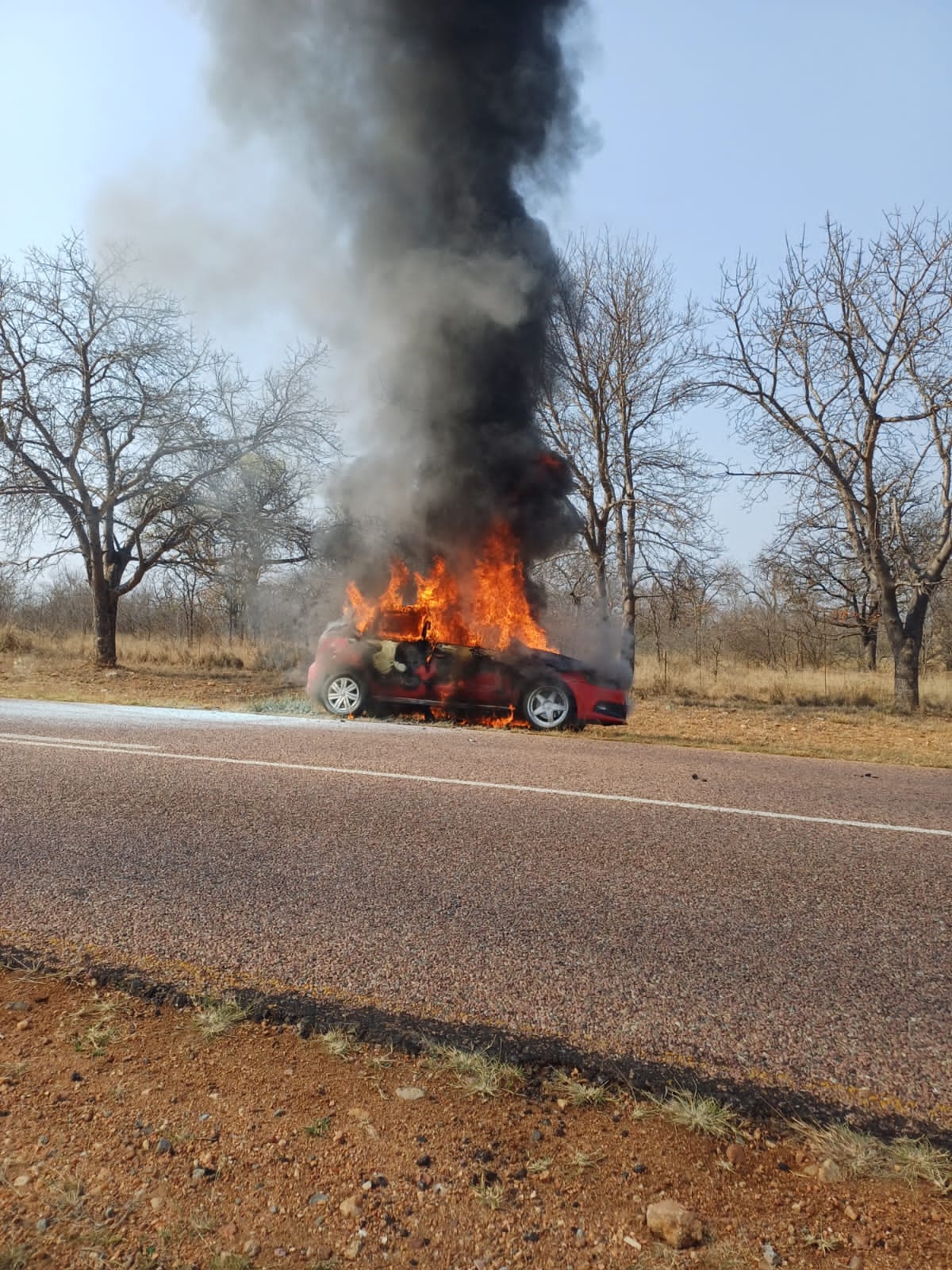 A vehicle caught fire 28km from Phalaborwa