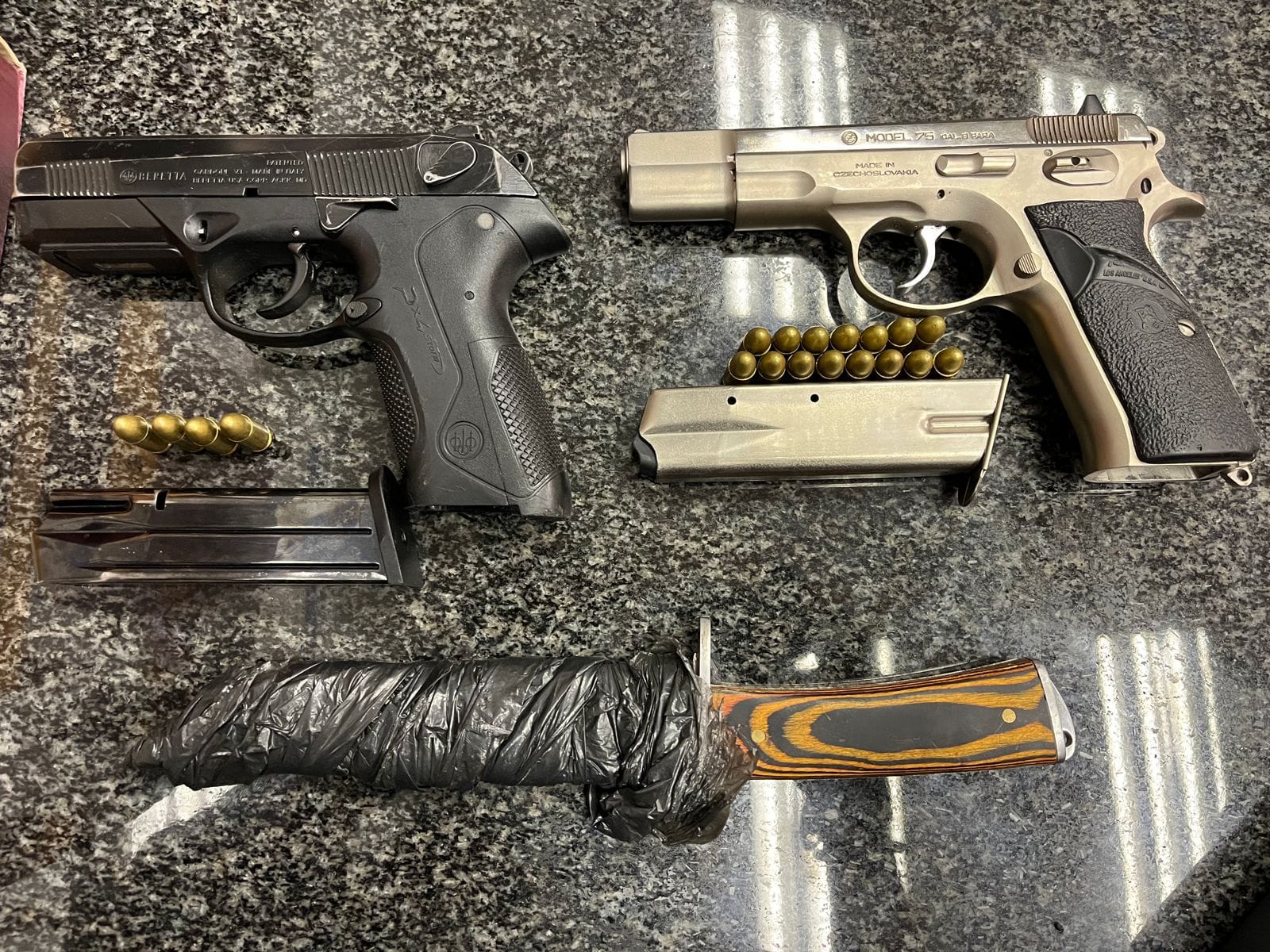 Suspect arrested for the possession of two illegal firearms in Florida