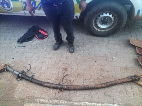Four suspected cable thieves arrested after a shootout with the police