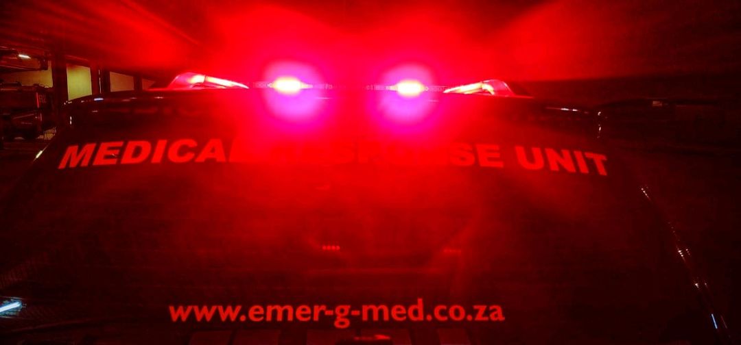 Fatal single vehicle rollover on the N1 North at the Rigel Ave offramp