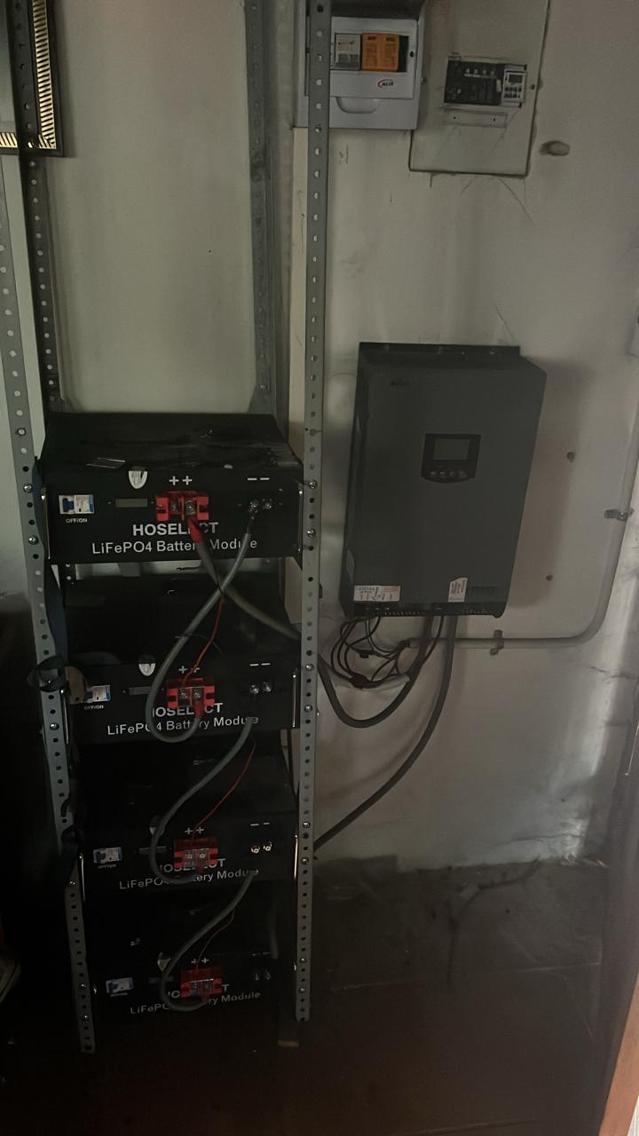 House fire caused by an inverter and lithium battery in Gauteng