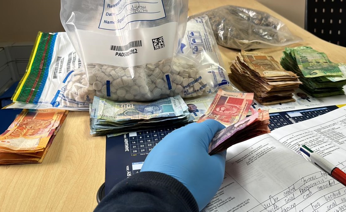 Woman arrested for possession of drugs with an estimated street value of R50 000 in Plettenberg Bay