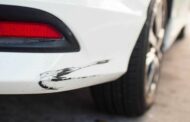 How to remove minor scratches on your car's paintwork