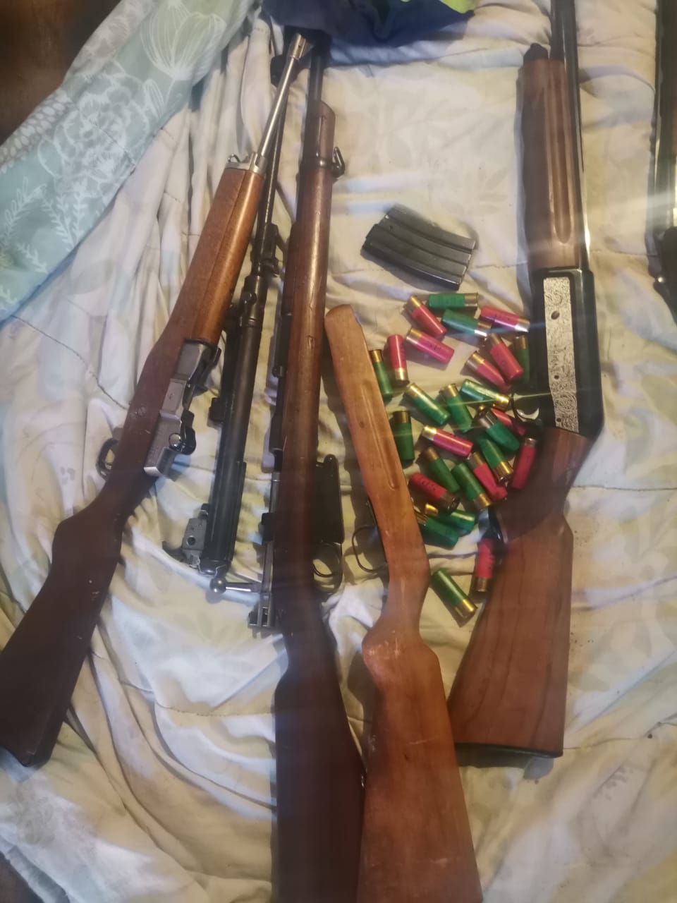 Three suspects nabbed for burglary at a farmhouse and possession of suspected stolen six firearms and ammunition