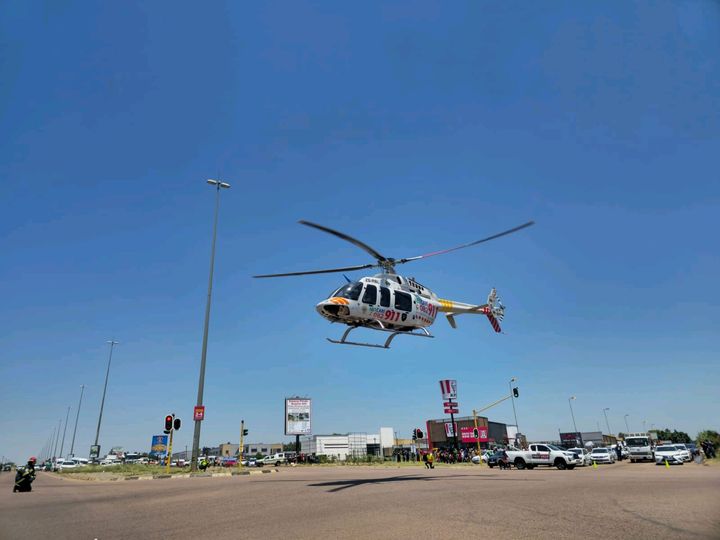 Female airlifted after a collision at the intersection of the R55 and Lochner Road in Centurion