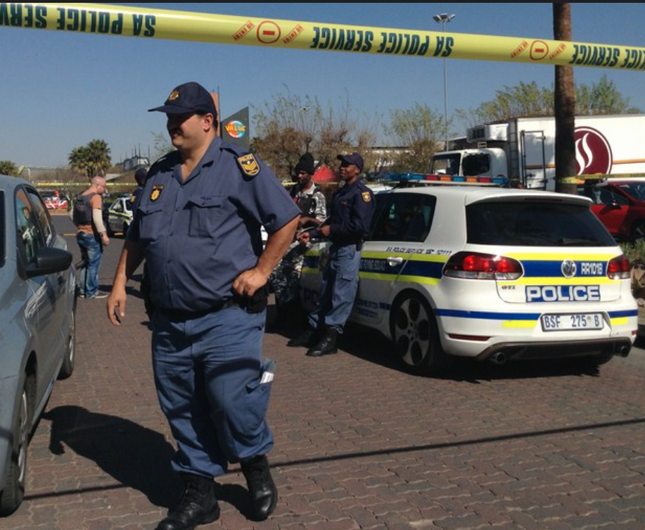 Police arrest suspects following business robbery and attempted murder cases at Burgesrfort Superspar Twincity Complex