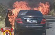 Vehicle fire on Doreen road in Roodekraans